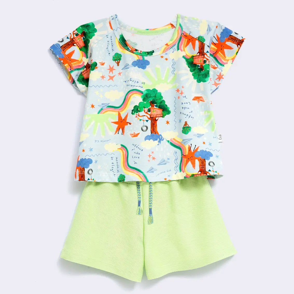 Conjunto Blusa e Short Infância