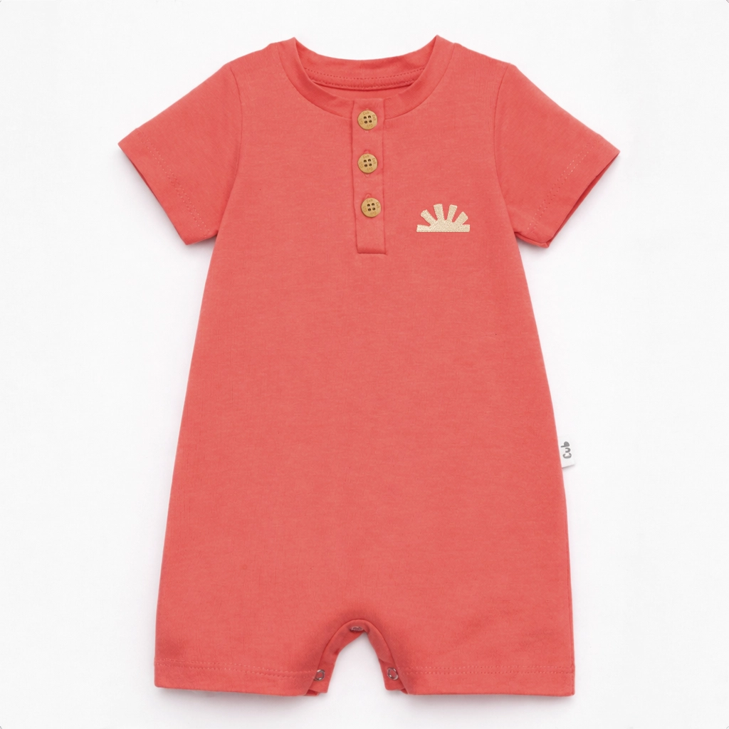 Macaquinho Coral Bordado Sol